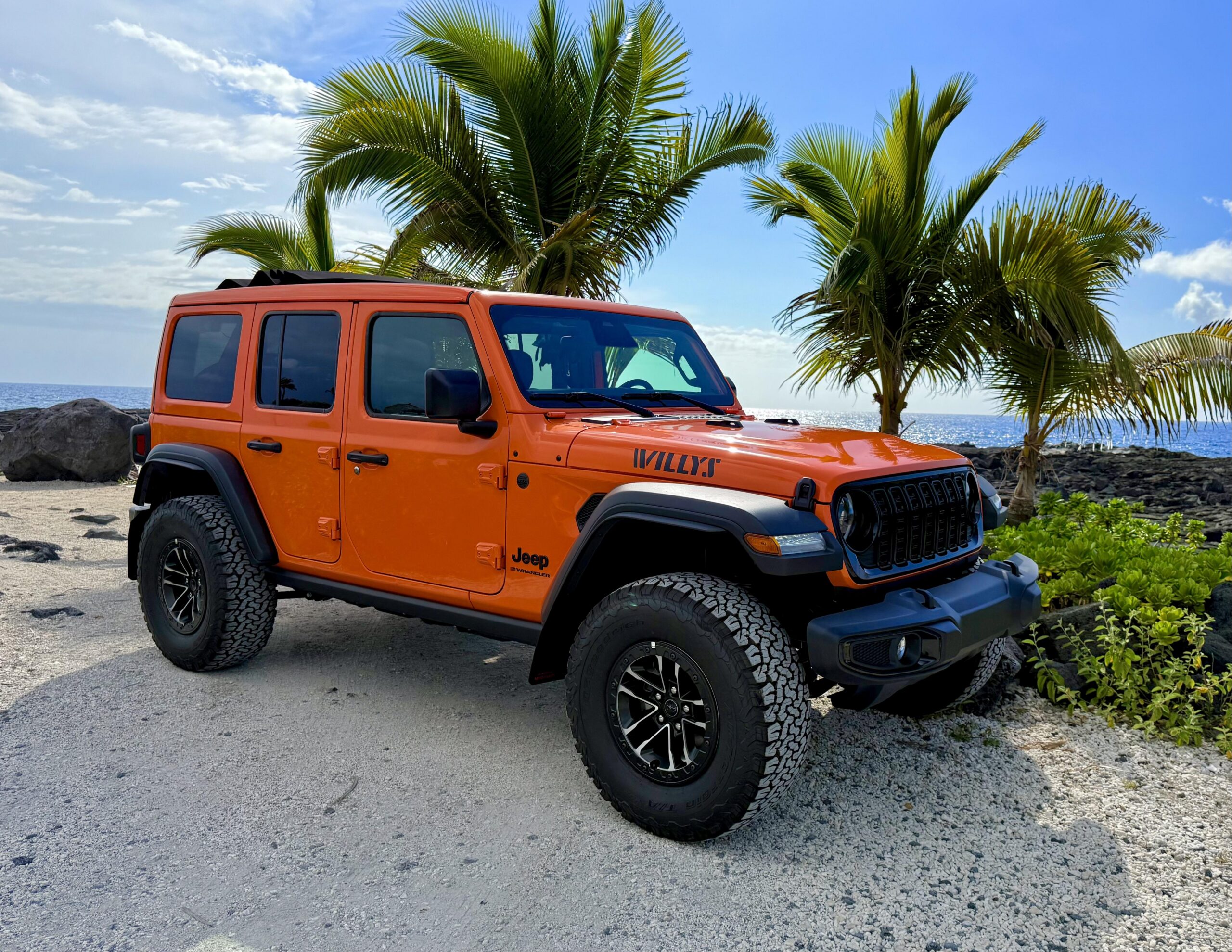 4dr Wrangler Sky 1-Touch Willy’s Edition – Lifted