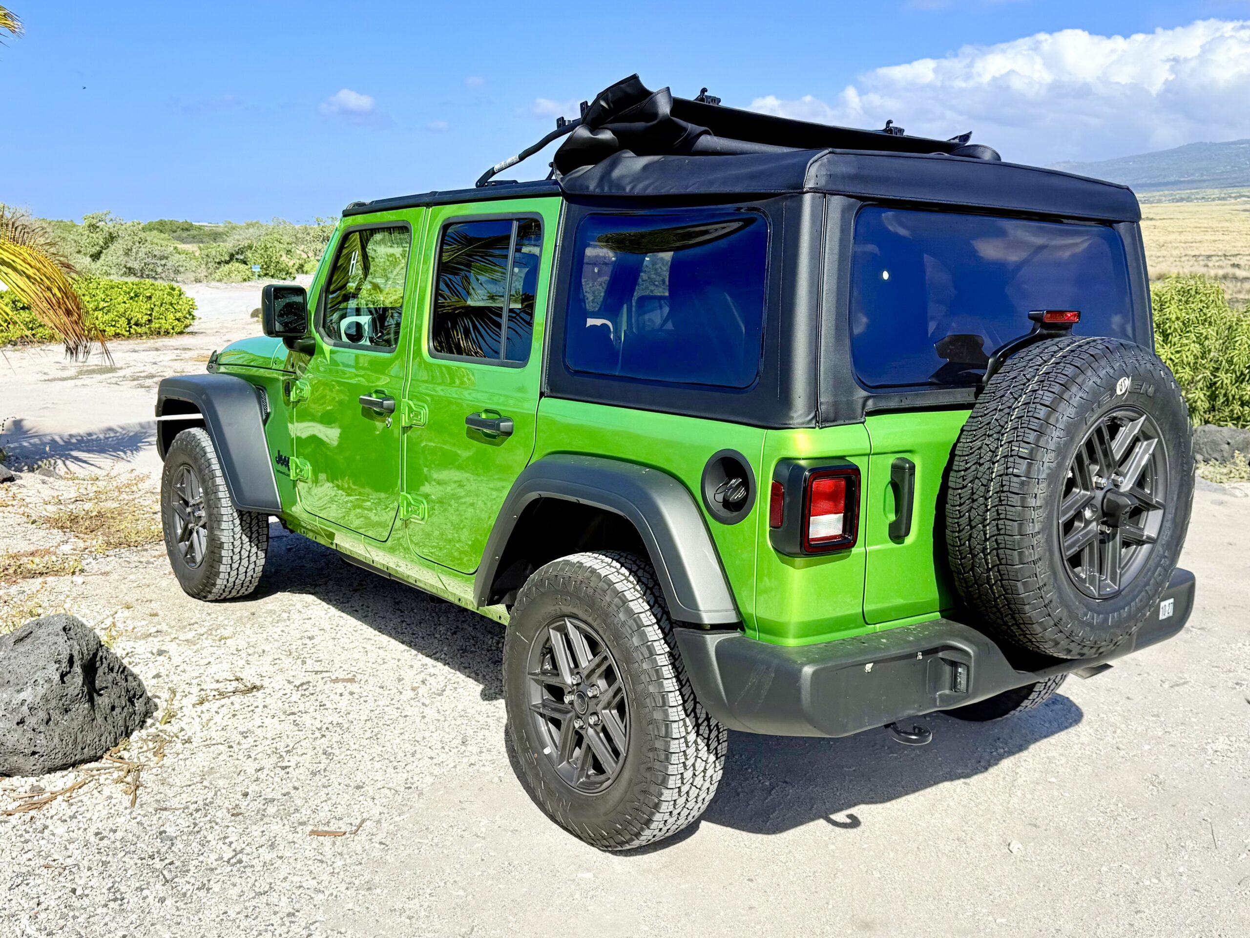 4dr Wrangler Soft Top Sport S